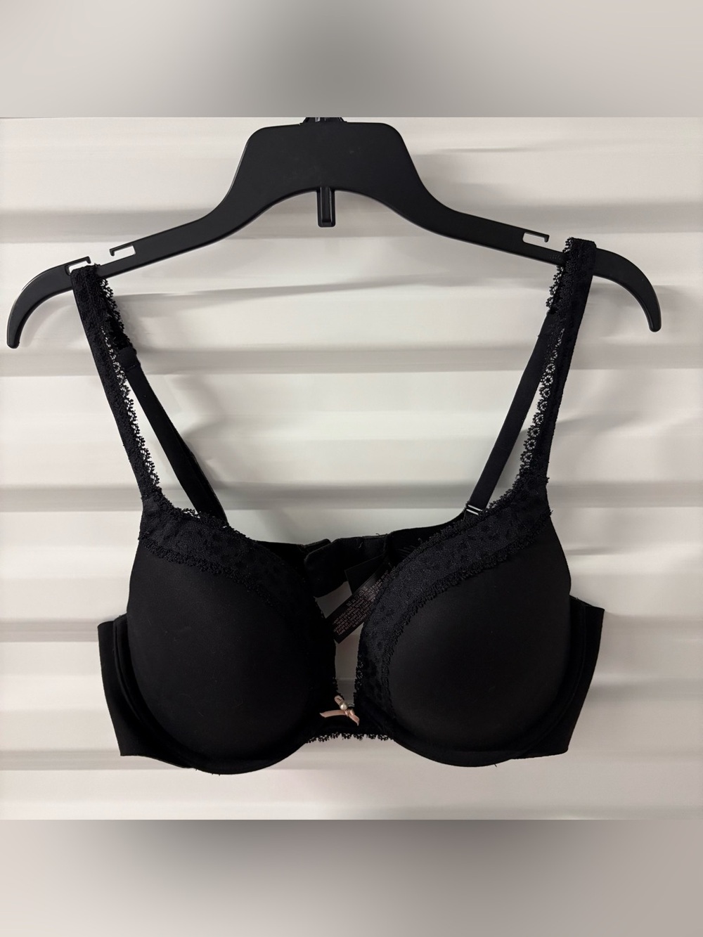 Victoria's Secret Black Lace Trim Push-Up Bra - 34C